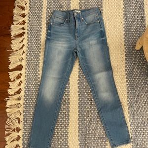 Madewell Size 26 light wash jeans